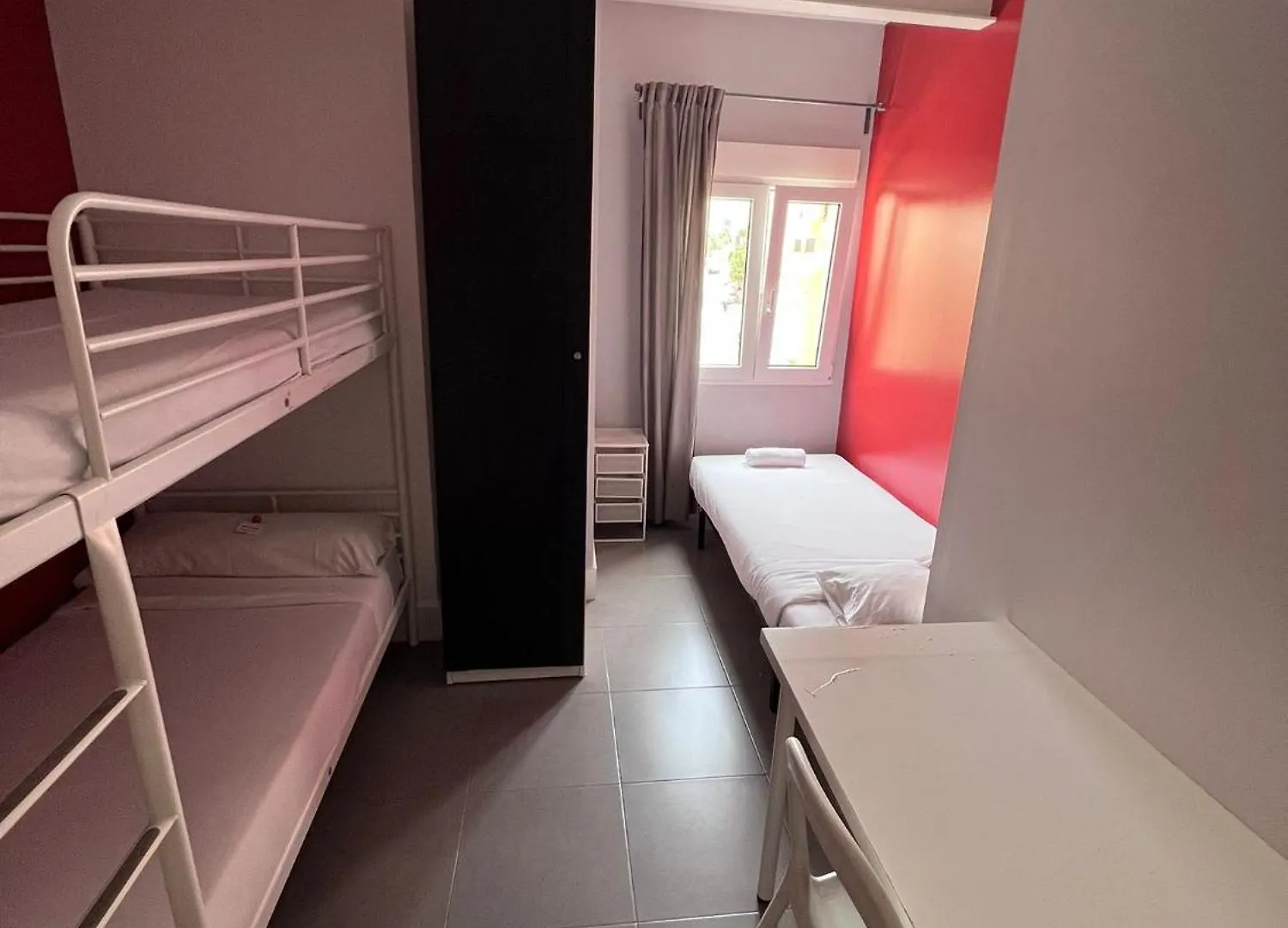 Bbtk Malaga Hostel